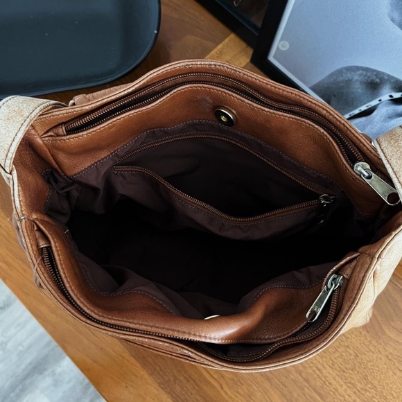 100% GENUINE LEATHER RESTORED VINTAGE 1960s MESSENGER BAG - Picture 7 of 8